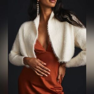 Anthropologie Cream Cropped Eyelash Cardigan
Size L